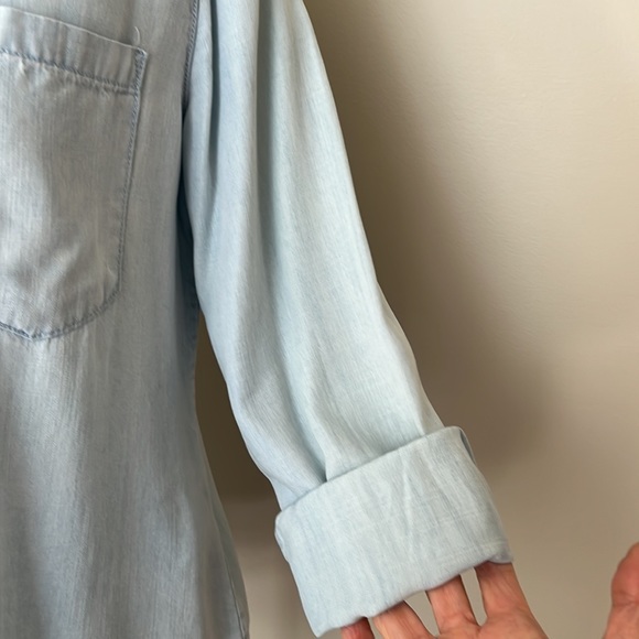 Chico’s Light Wash Jean Shirt - Picture 4 of 10
